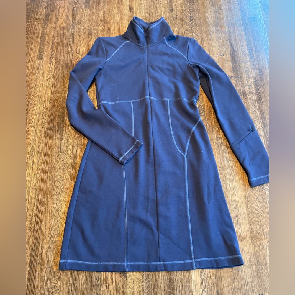 Athleta Navy Sporty Athletic Long Sleeve Dress - Size XS